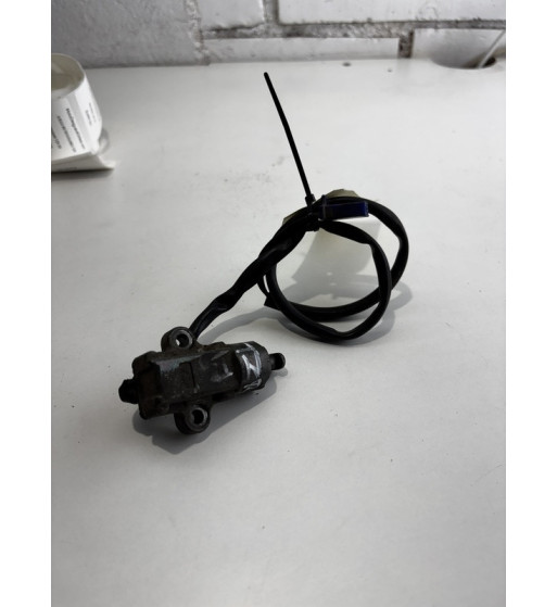 Interruptor caballete Yamaha TZR 50 usado